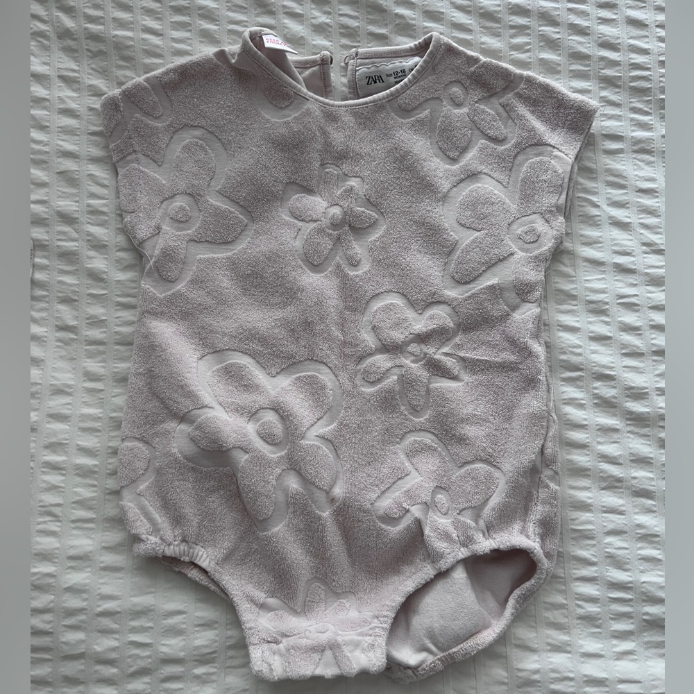 Zara Baby Light Pink Floral Bodysuit